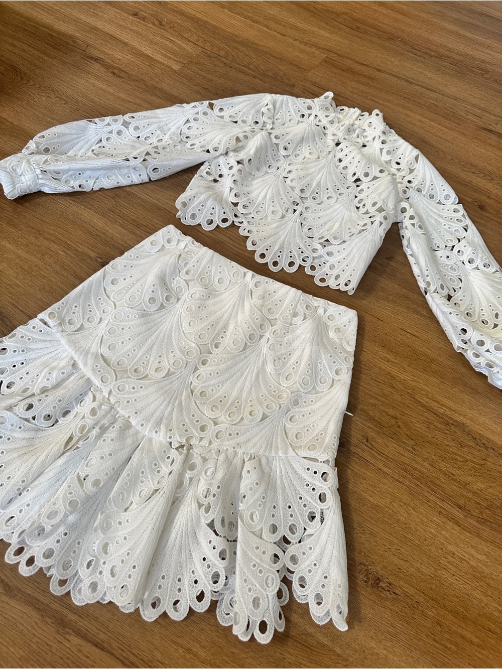 MAJE 🤍 Cropped White Eyelet Lace Two-Piece Set with Skirt size 6 - Picture 2 of 15